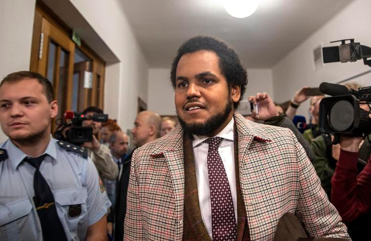 Dominik Feri soud trestni stihani sexualni nasili