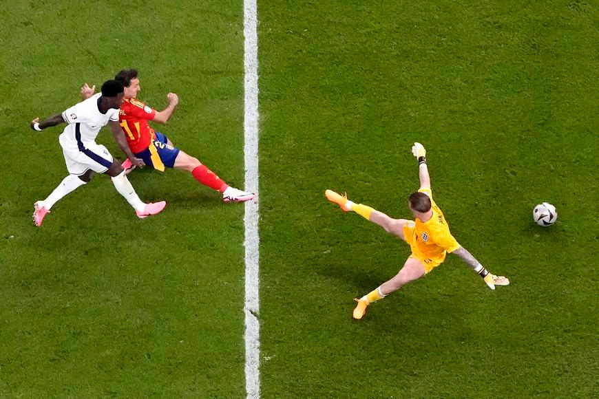 Český propadák, španělský rekord i saxofon. Dejte si německý šampionát ještě jednou, ve fotkách