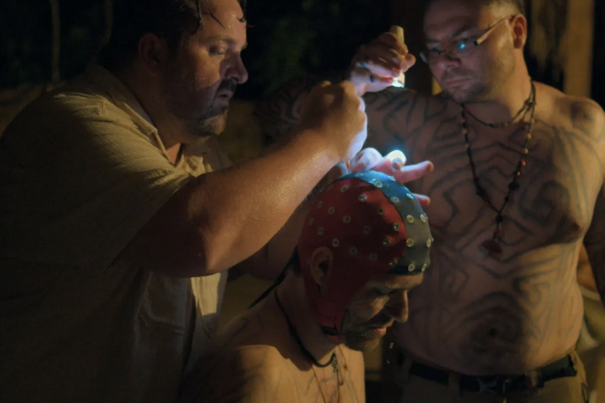 Doktor na tripu: Jak jsme v brazilském pralese v rámci vědy vyzkoušeli psychedelický nápoj 