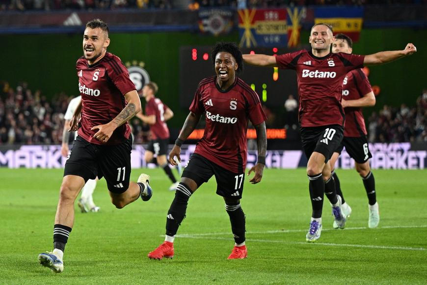 Fotbal v televizi: Dvojnásobná porce Sparty. Ve středu laďte boj o poháry mužů i žen