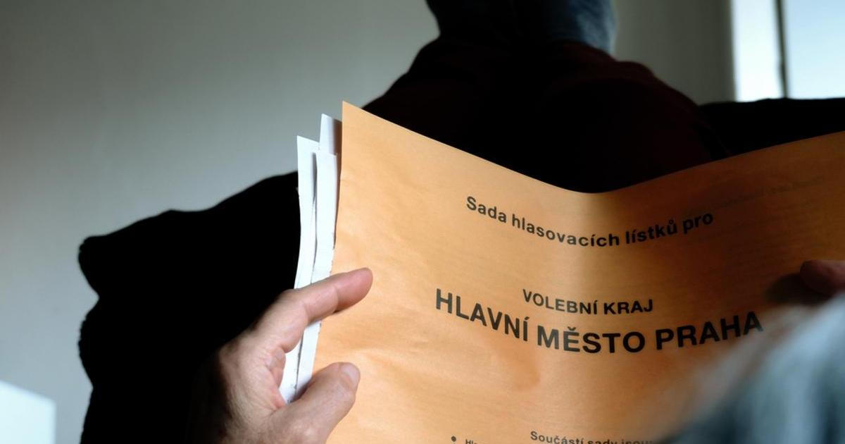 Chcete bydlet, mít normální důchod nebo dostupnou péči? Prošli jsme za vás detailně programy stran