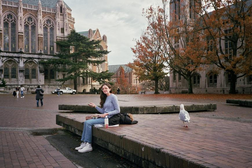 Intimní vztahy s vyučujícimi jsou značný problém. Někdy vedou i ke zmaření celého studia, říká ombudsmanka univerzity