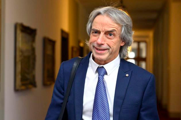 Česká protidrogová politika navzdory ostrému slovníku, který ji rámuje, nemá mnoho výrazných osobností, které by ji dlouhodobě určovaly. Za poslední dekády byli reálně jen dva koordinátoři, kteří měli širší veřejný dopad, Jindřich Vobořil a nyní Pavel Bém. 